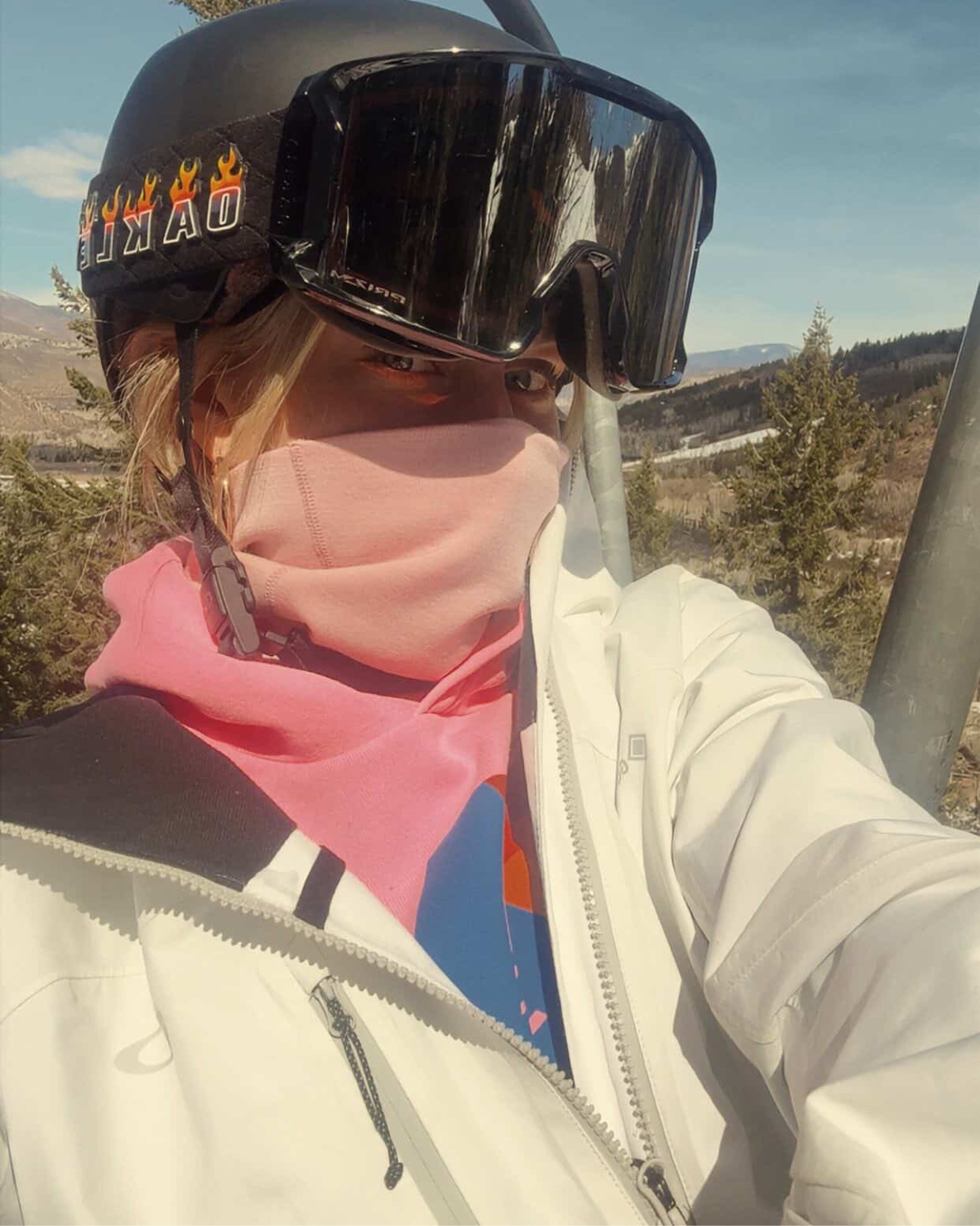 Isla Merino Neck Warmer BonBon