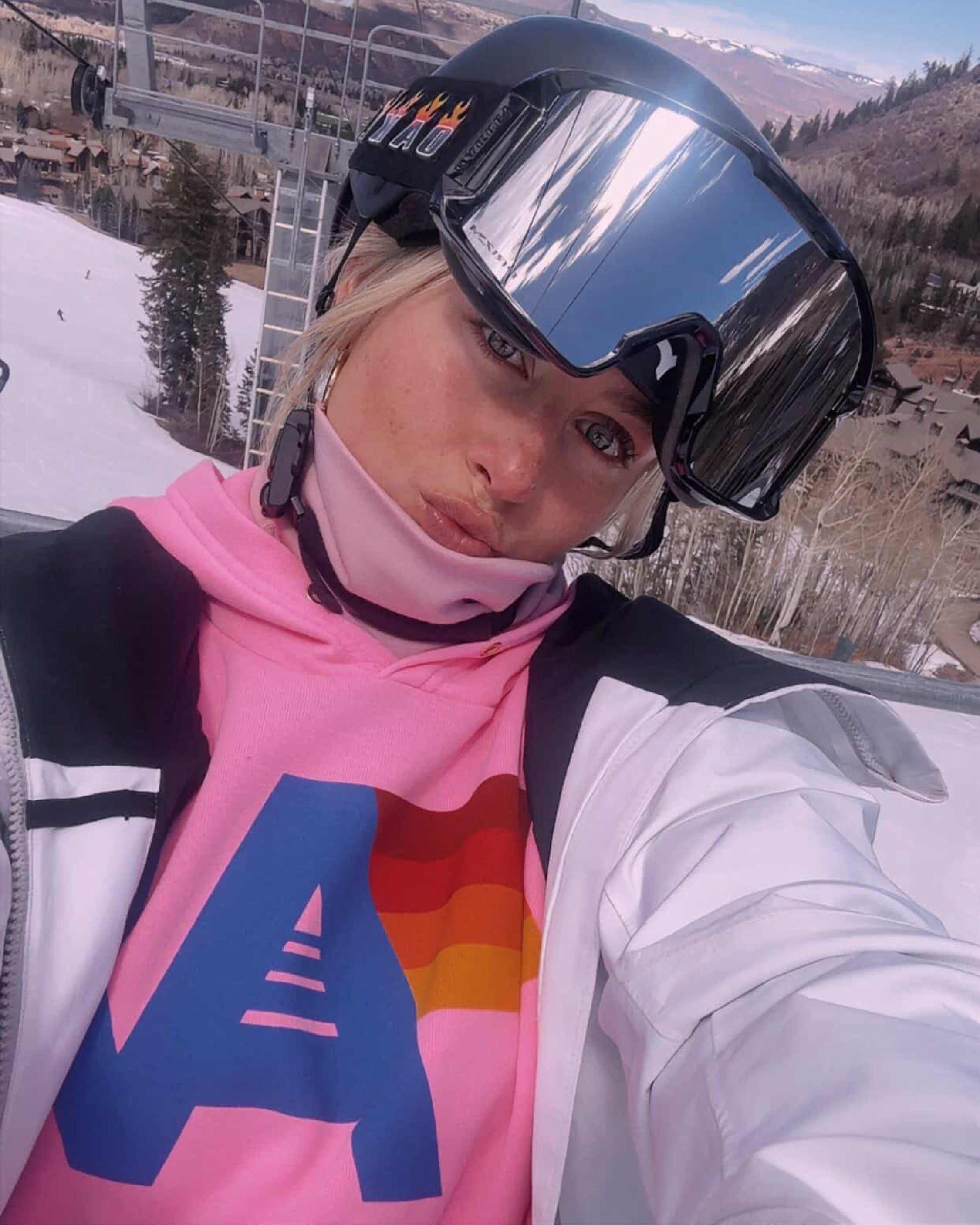 Isla Merino Neck Warmer BonBon